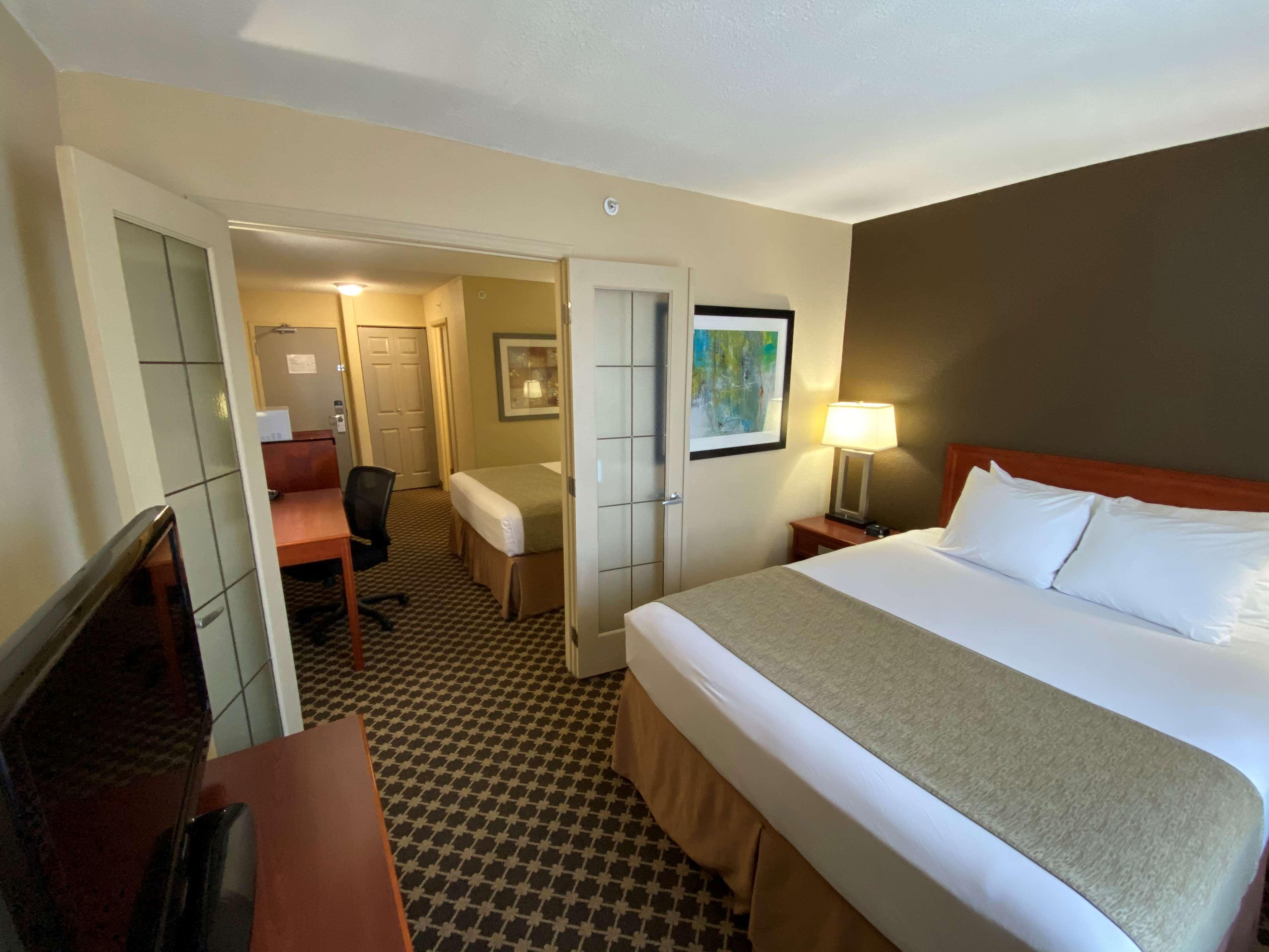 Hotel Western