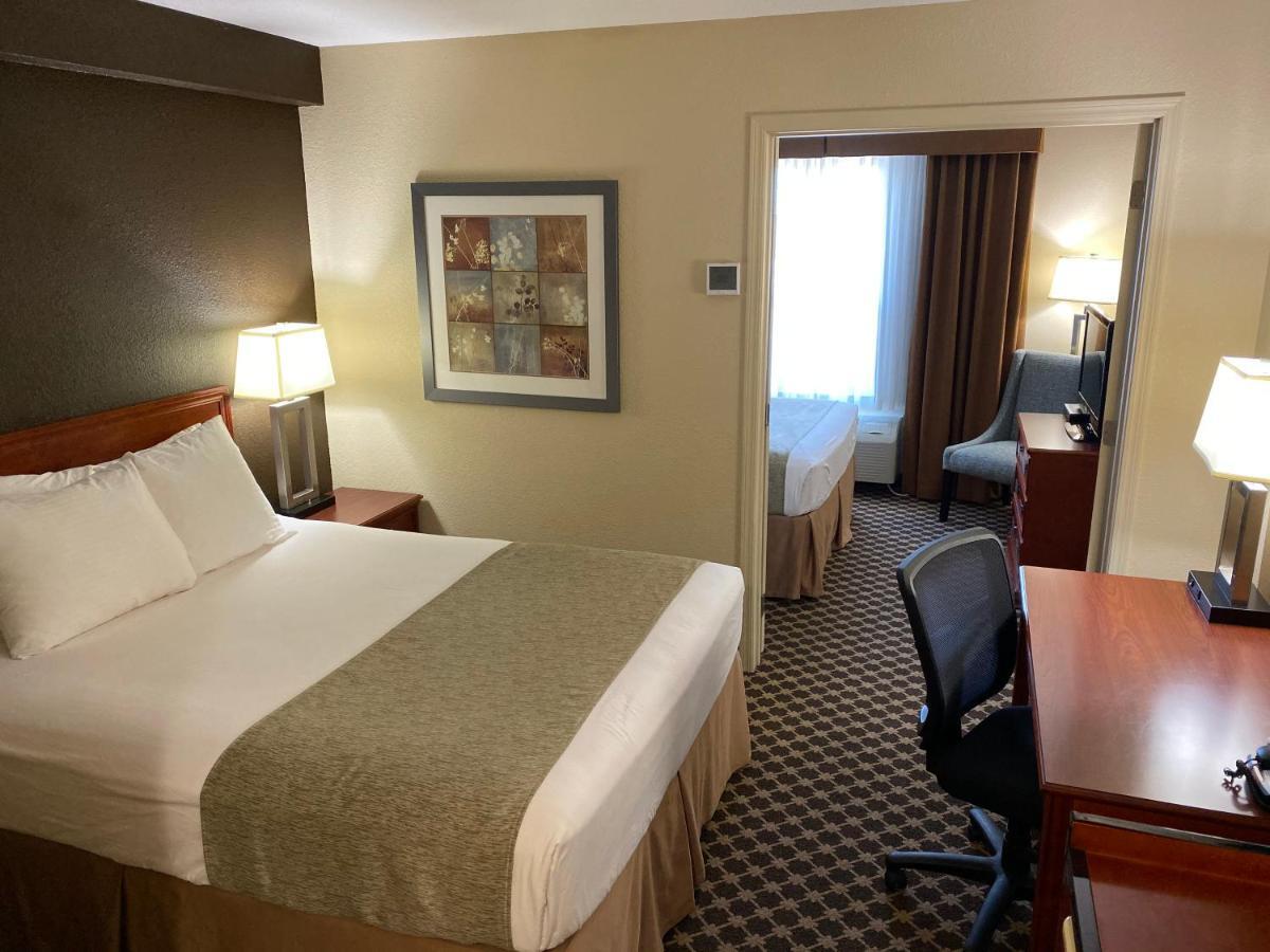 Western Hotel Strathmore